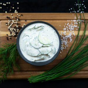 Gurkensalat in Joghurtcreme – Feinkostmanufaktur Kropp